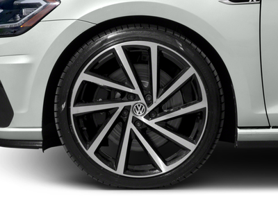 2018 Volkswagen Golf R Base