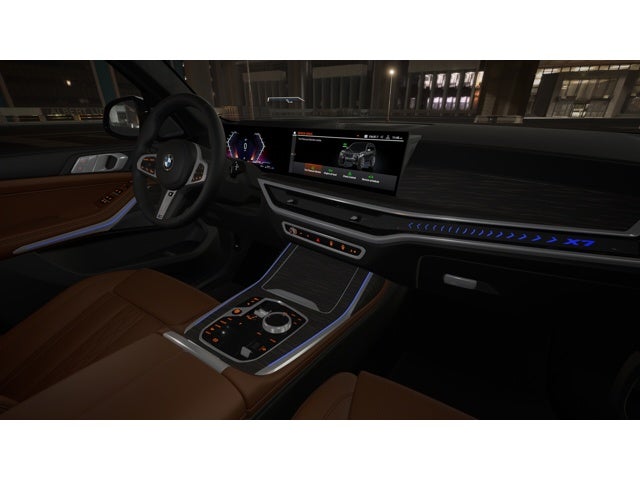 2027 BMW X7 Base