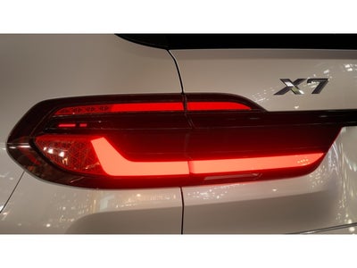 2027 BMW X7 Base
