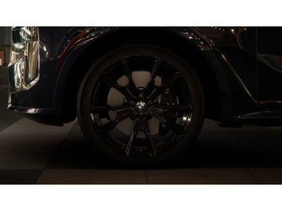 2027 BMW X7 Base