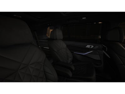 2027 BMW X7 Base