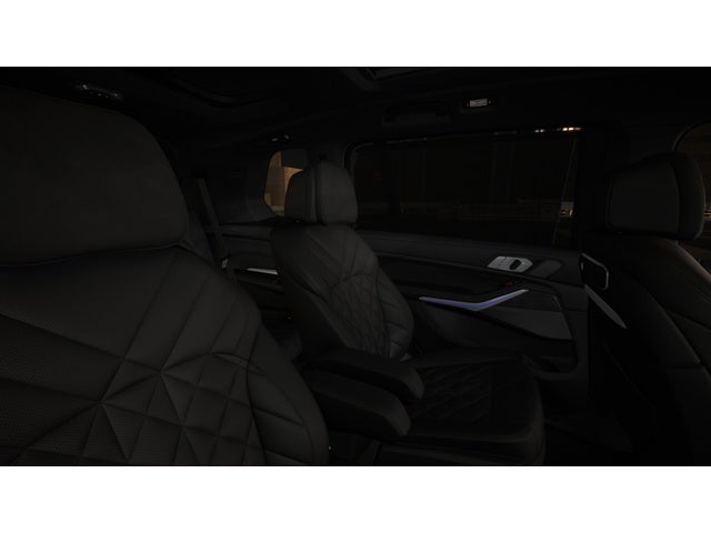 2027 BMW X7 Base