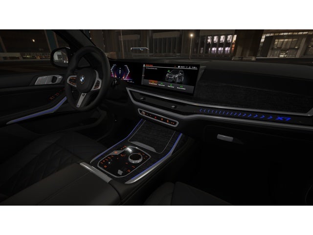 2027 BMW X7 Base