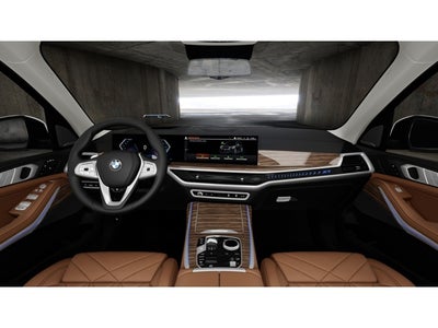 2027 BMW X7 Base