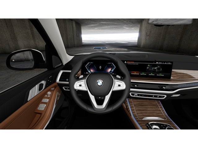 2027 BMW X7 Base
