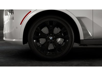 2027 BMW X7 Base