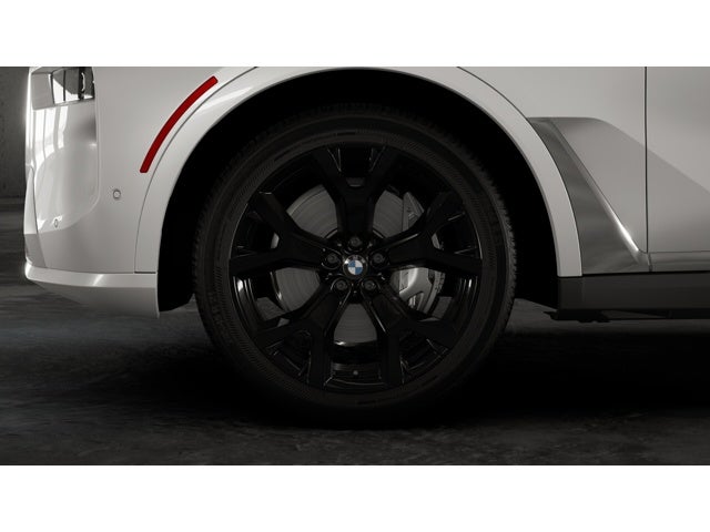 2027 BMW X7 Base