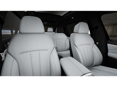 2027 BMW X7 Base
