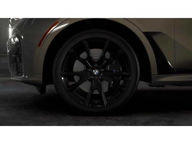 2027 BMW X7 Base