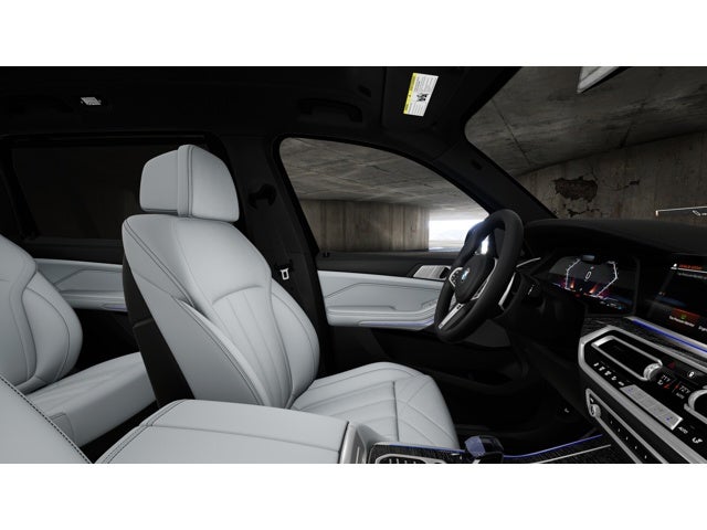2027 BMW X7 Base