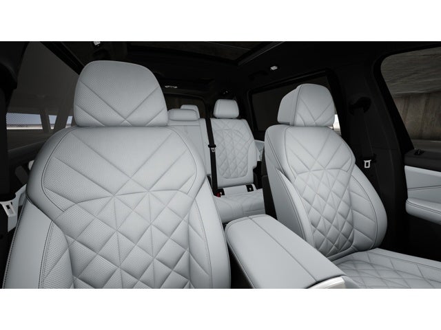 2027 BMW X7 Base