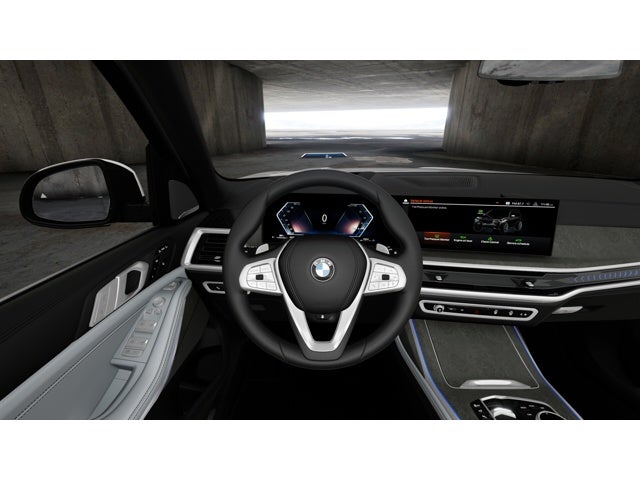 2027 BMW X7 Base