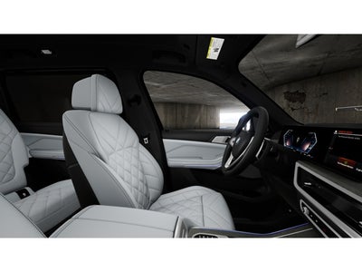 2027 BMW X7 Base