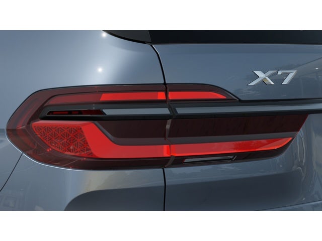2027 BMW X7 Base