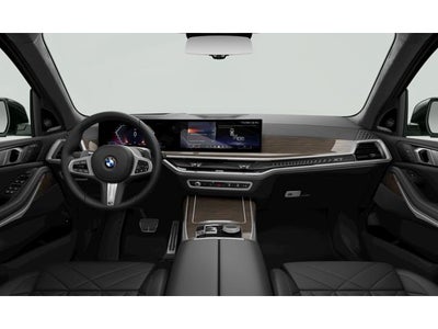 2027 BMW X7 Base