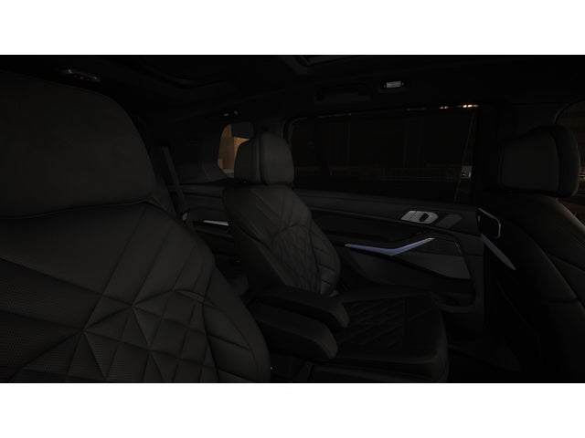 2027 BMW X7 Base