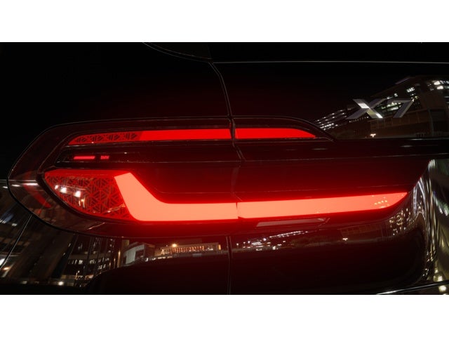 2027 BMW X7 Base