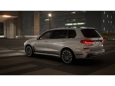 2027 BMW X7 Base