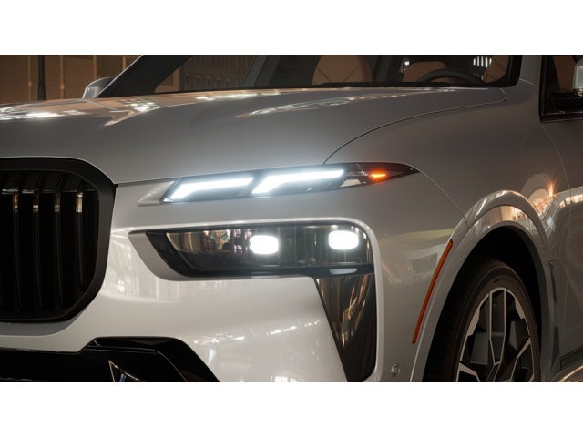 2027 BMW X7 Base