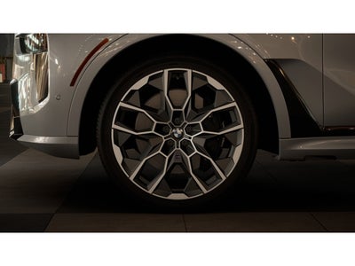 2027 BMW X7 Base