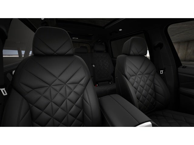 2027 BMW X7 Base