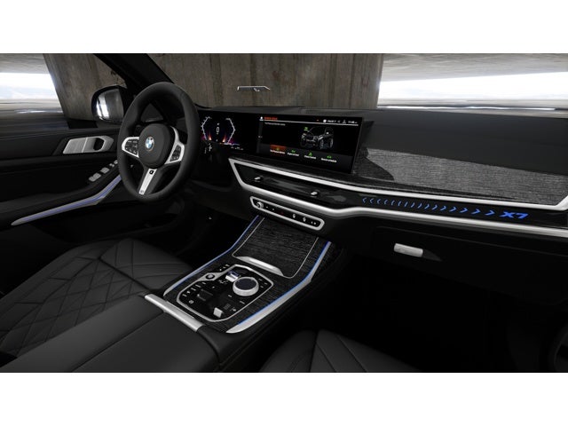 2027 BMW X7 Base
