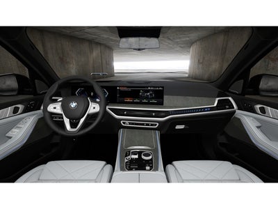 2027 BMW X7 Base