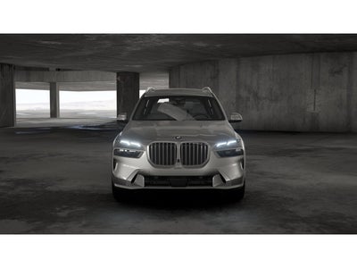 2027 BMW X7 Base