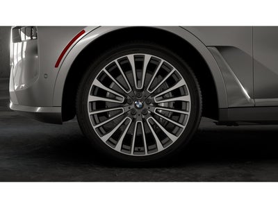 2027 BMW X7 Base