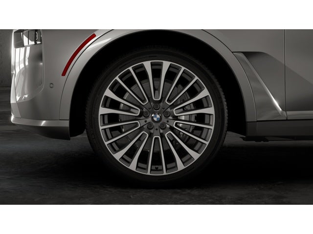 2027 BMW X7 Base