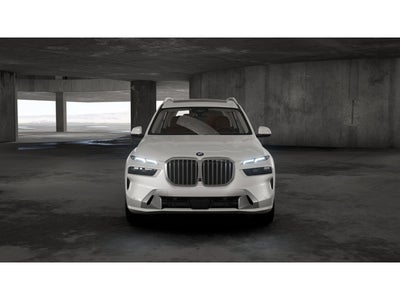 2027 BMW X7 Base