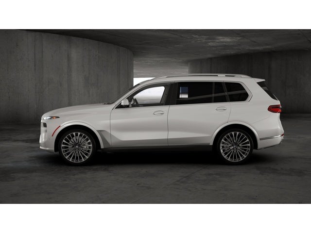 2027 BMW X7 Base