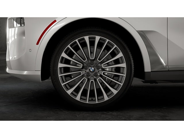 2027 BMW X7 Base