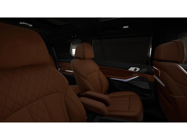 2027 BMW X7 Base