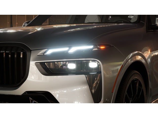 2027 BMW X7 Base