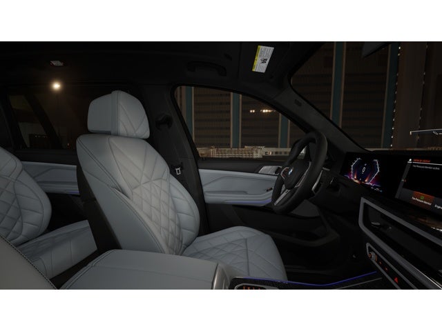 2027 BMW X7 Base