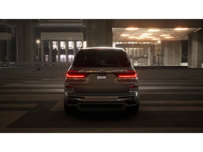 2027 BMW X7 Base