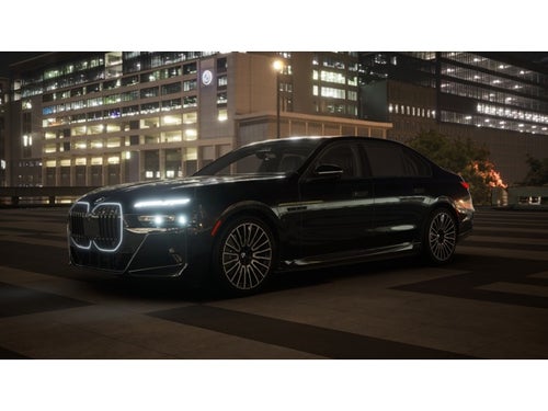 2026 BMW 750e xDrive Base