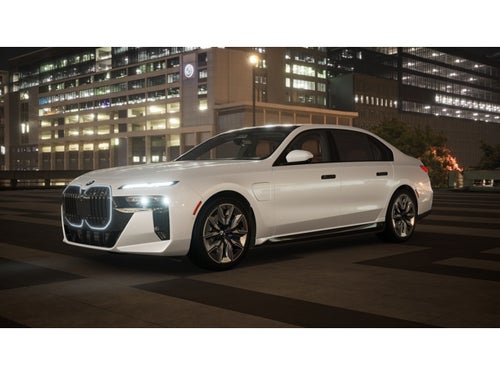 2026 BMW 750e xDrive Base