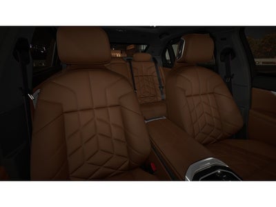 2026 BMW 750e xDrive Base