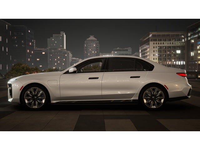 2026 BMW 750e xDrive Base
