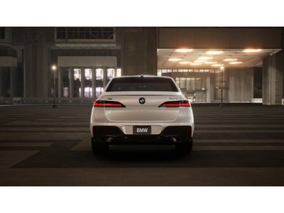 2026 BMW 750e xDrive Base