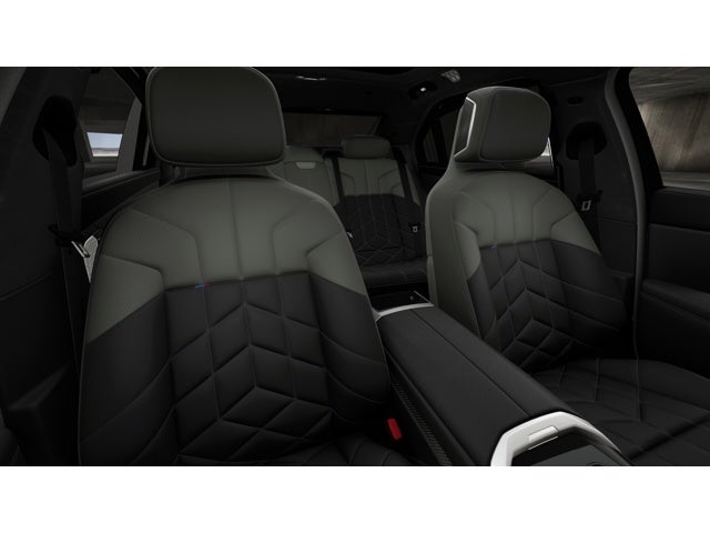 2027 BMW 740i Base