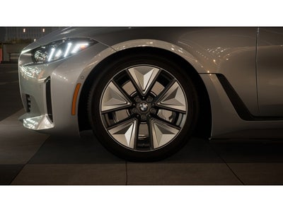 2026 BMW i4 Base