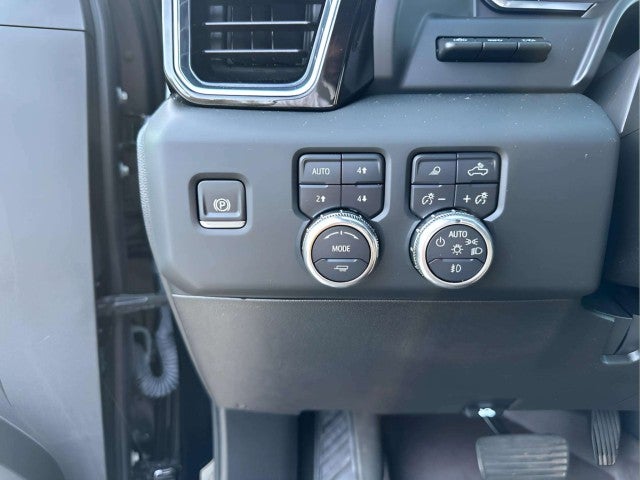 2024 GMC Sierra 3500HD Denali Ultimate