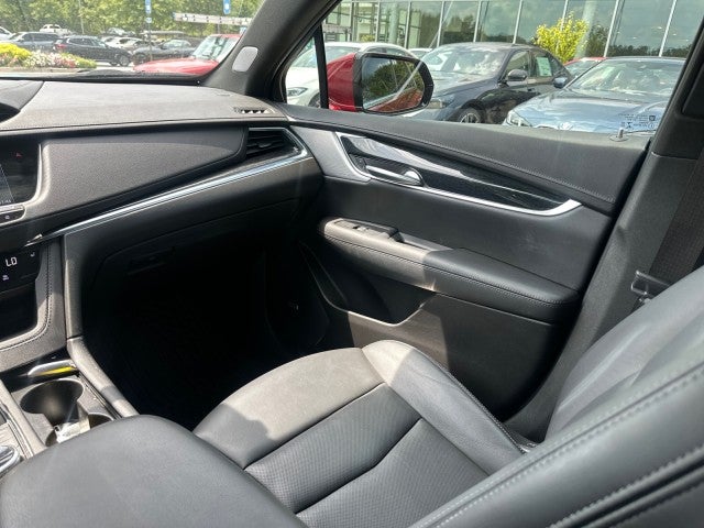 2023 Cadillac XT5 FWD Premium Luxury