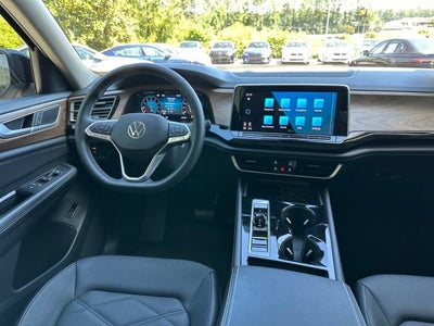 2024 Volkswagen Atlas 2.0T SE w/Technology