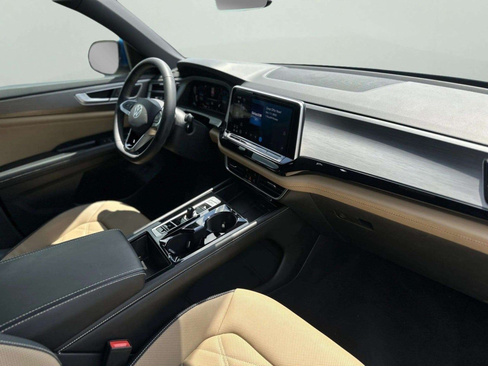 2024 Volkswagen Atlas Cross Sport 2.0T SE w/Technology