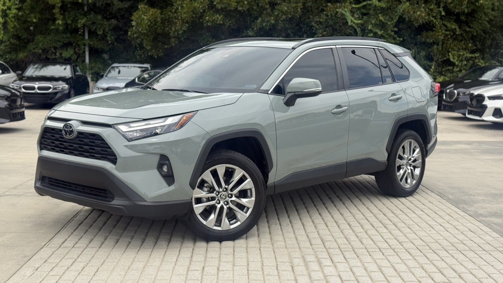 2023 Toyota RAV4 XLE Premium