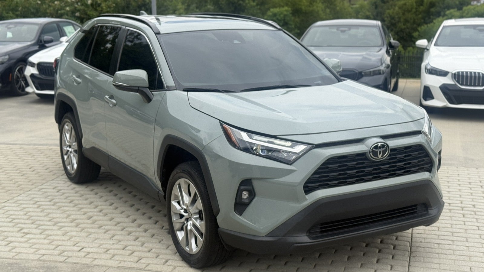 2023 Toyota RAV4 XLE Premium